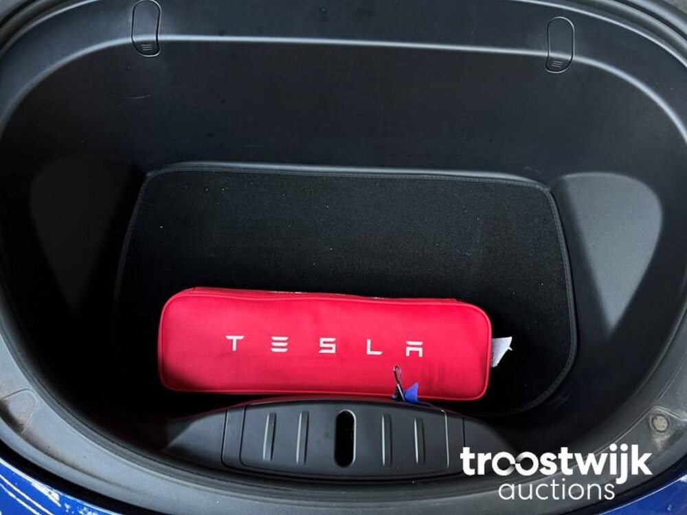 Tesla Model 3 Performance AWD Dual-Motor Dual-Motor 473pk 2019, ZL-538-T -Fabrieksgarantie-