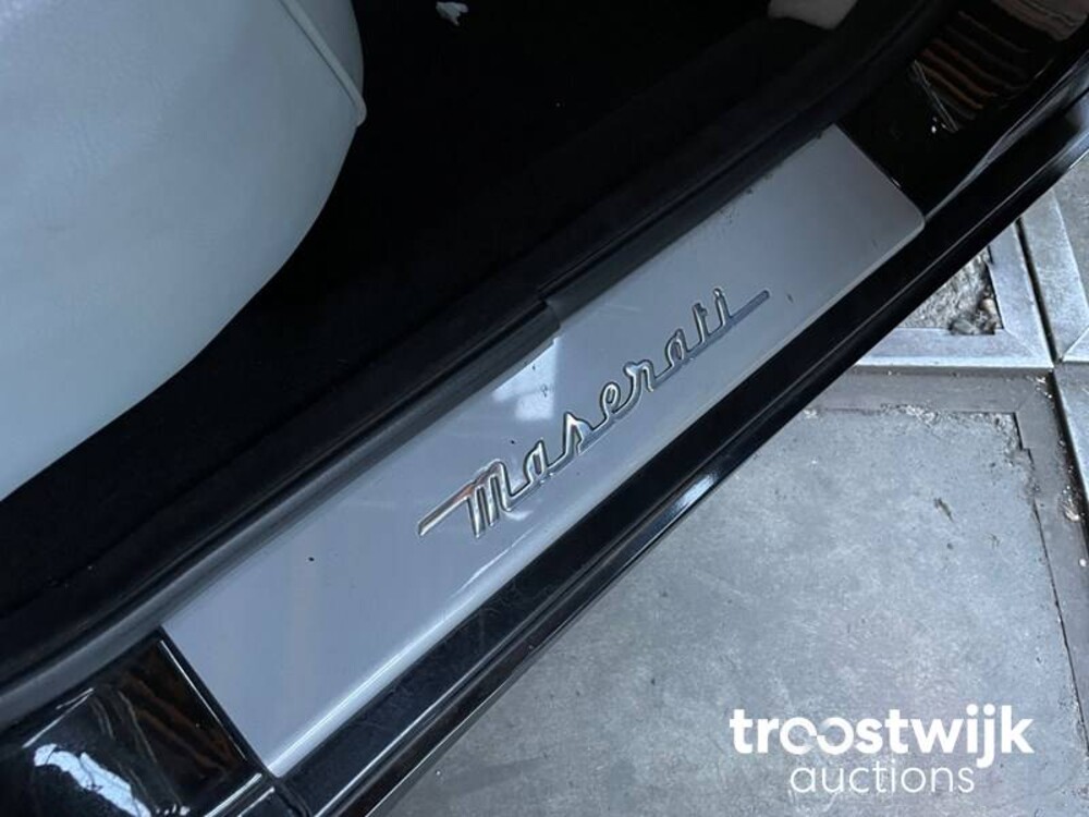 Maserati Quattroporte S 4.7 V8 430pk 2009