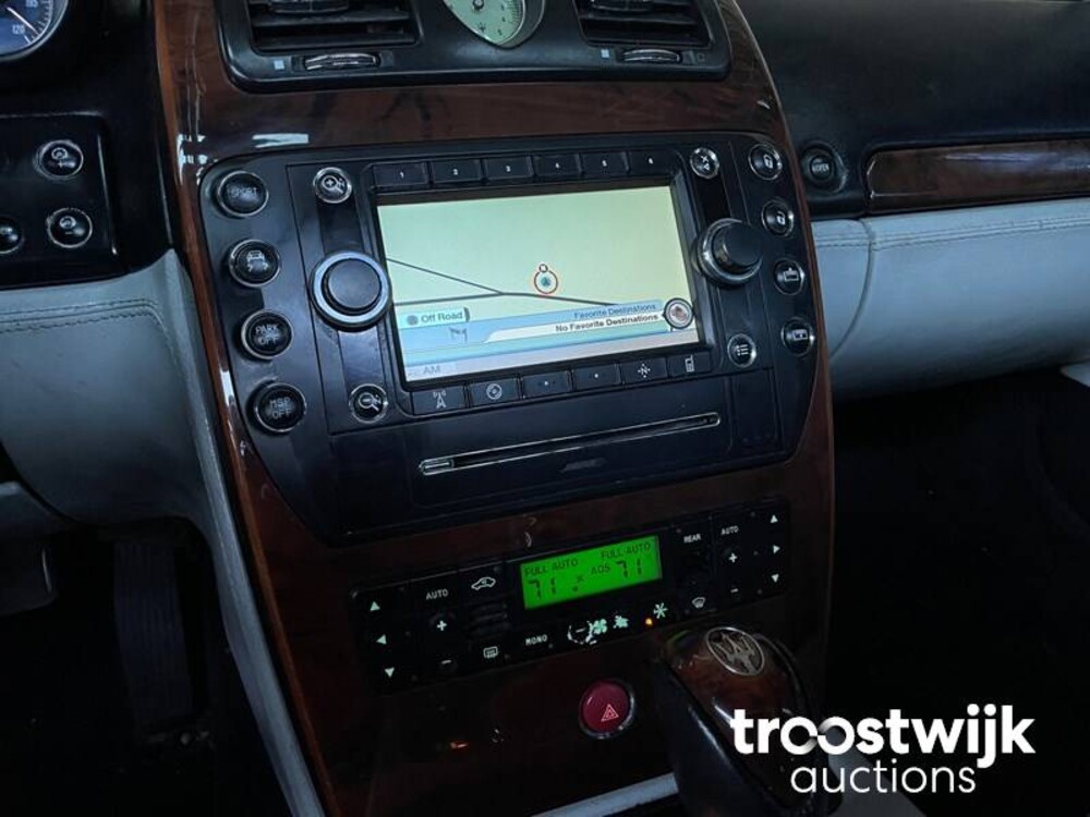 Maserati Quattroporte S 4.7 V8 430pk 2009