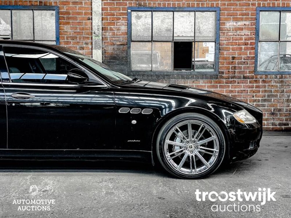 Maserati Quattroporte S 4.7 V8 430pk 2009