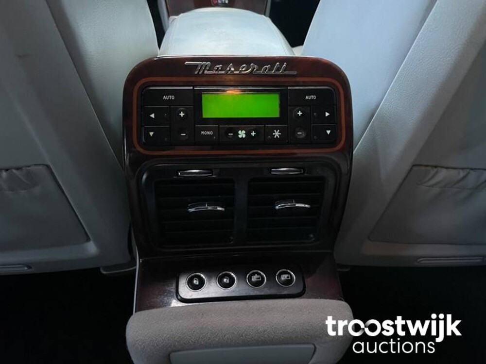 Maserati Quattroporte S 4.7 V8 430pk 2009