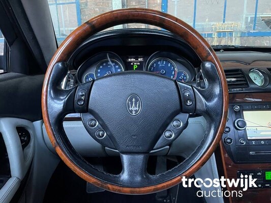 Maserati Quattroporte S 4.7 V8 430pk 2009