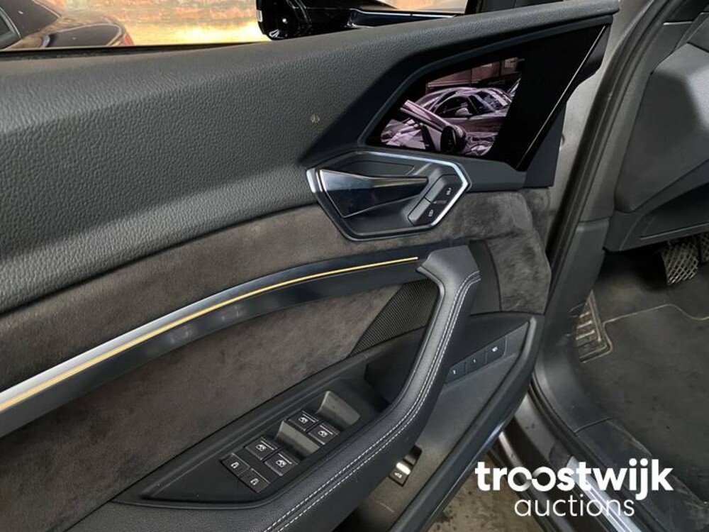 Audi e-tron 55 Quattro Edition-One advanced 95 kWh 360pk 2019 -Orig. NL-, G-489-BX