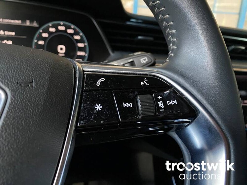 Audi e-tron 55 Quattro Edition-One advanced 95 kWh 360pk 2019 -Orig. NL-, G-489-BX