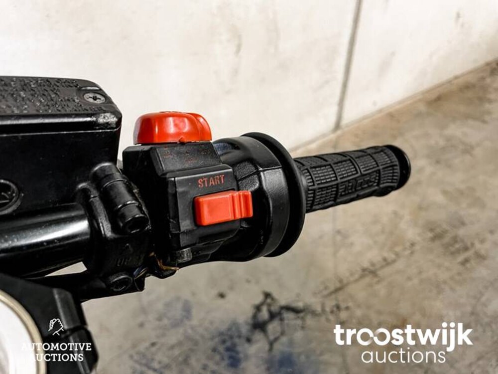 Ducati 750SS Carenata Sport 748cc 60pk 1997, MY-14-BR