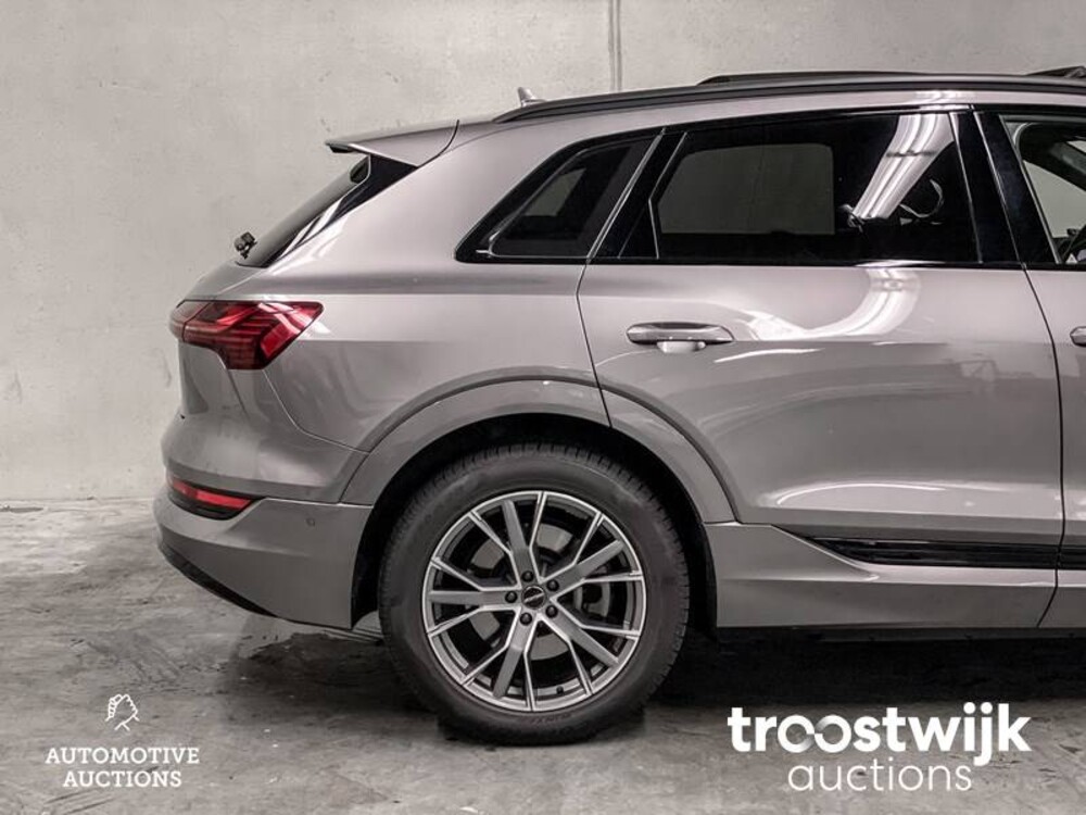 Audi e-tron 55 Quattro Advanced 95 kWh Sport 360pk 2019 -Orig. NL-, G-415-TB