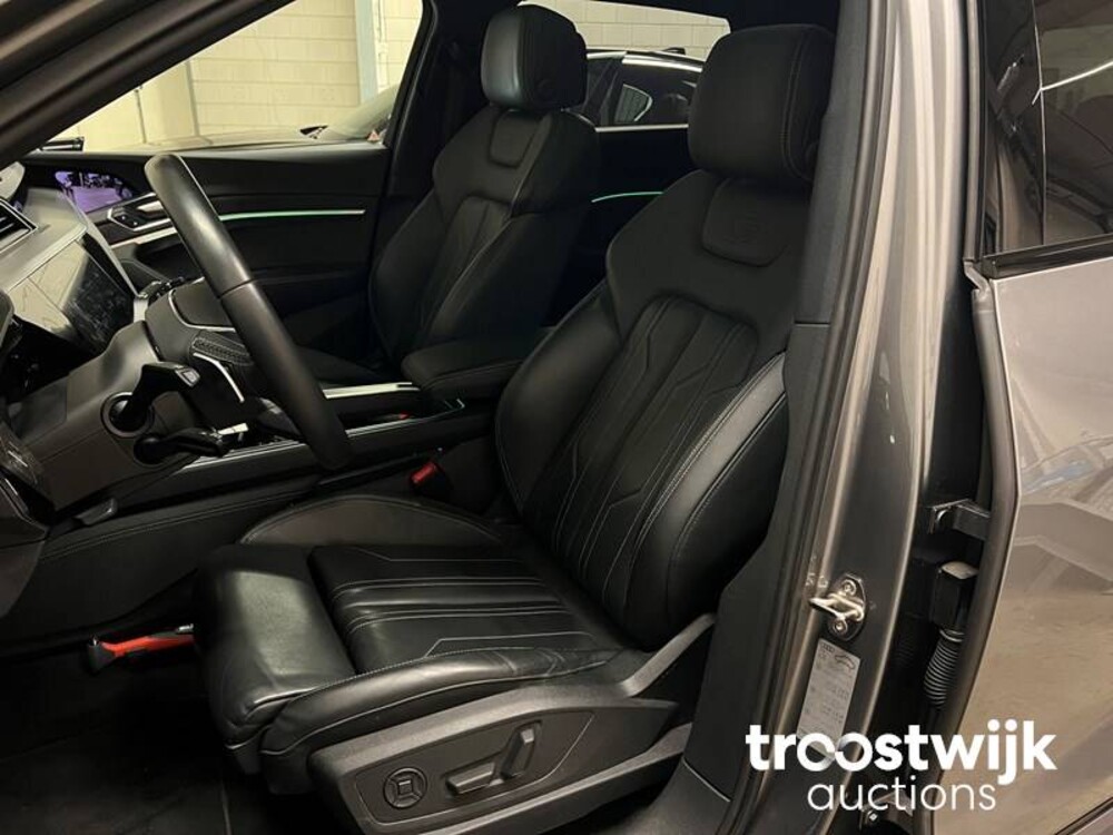 Audi e-tron 55 Quattro Advanced 95 kWh Sport 360pk 2019 -Orig. NL-, G-415-TB