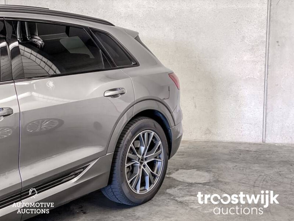 Audi e-tron 55 Quattro Advanced 95 kWh Sport 360pk 2019 -Orig. NL-, G-415-TB