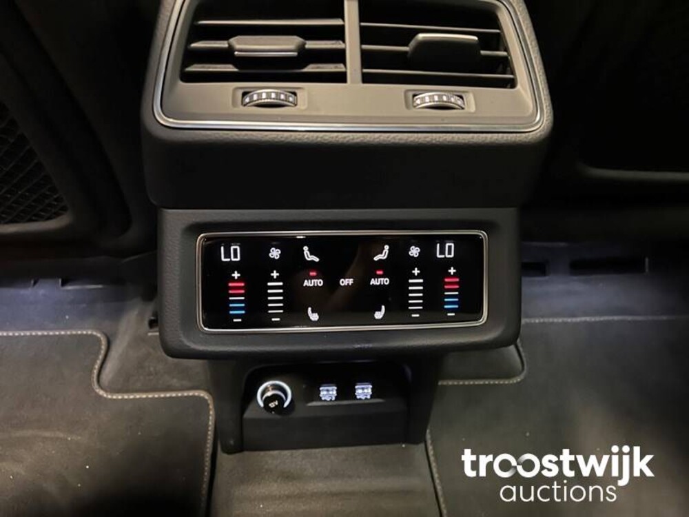 Audi e-tron 55 Quattro Advanced 95 kWh Sport 360pk 2019 -Orig. NL-, G-415-TB