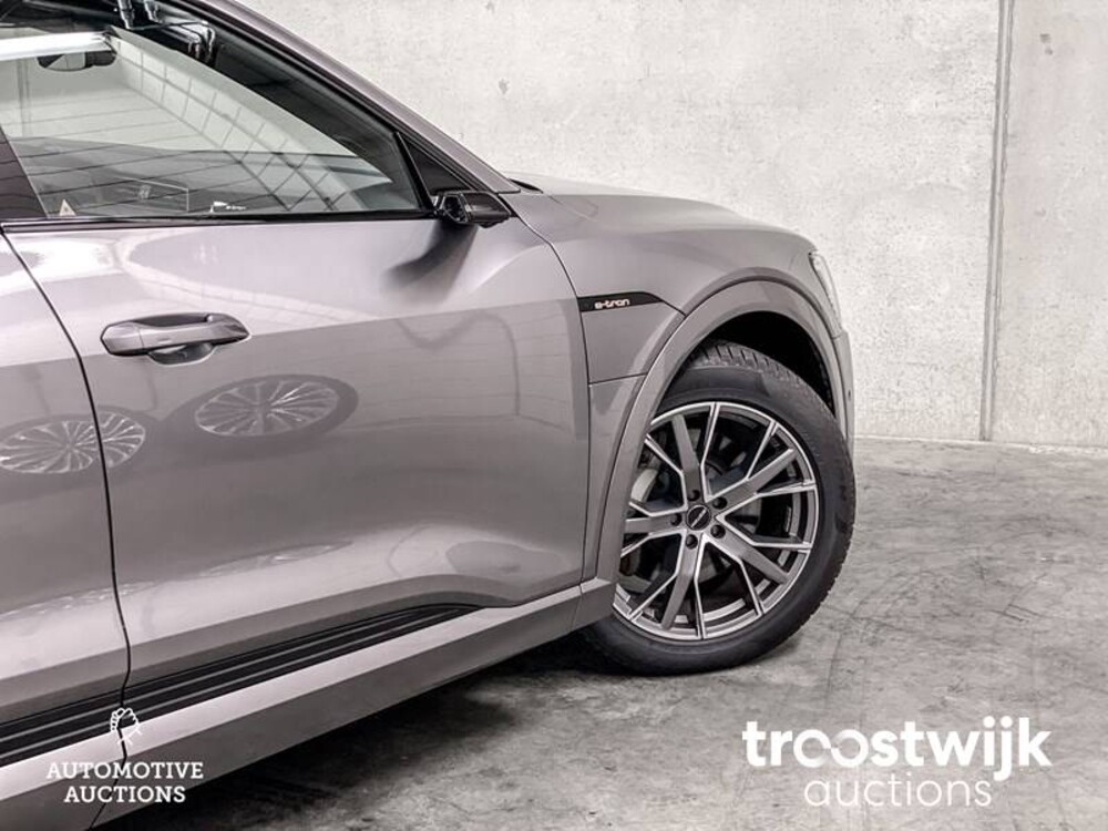Audi e-tron 55 Quattro Advanced 95 kWh Sport 360pk 2019 -Orig. NL-, G-415-TB