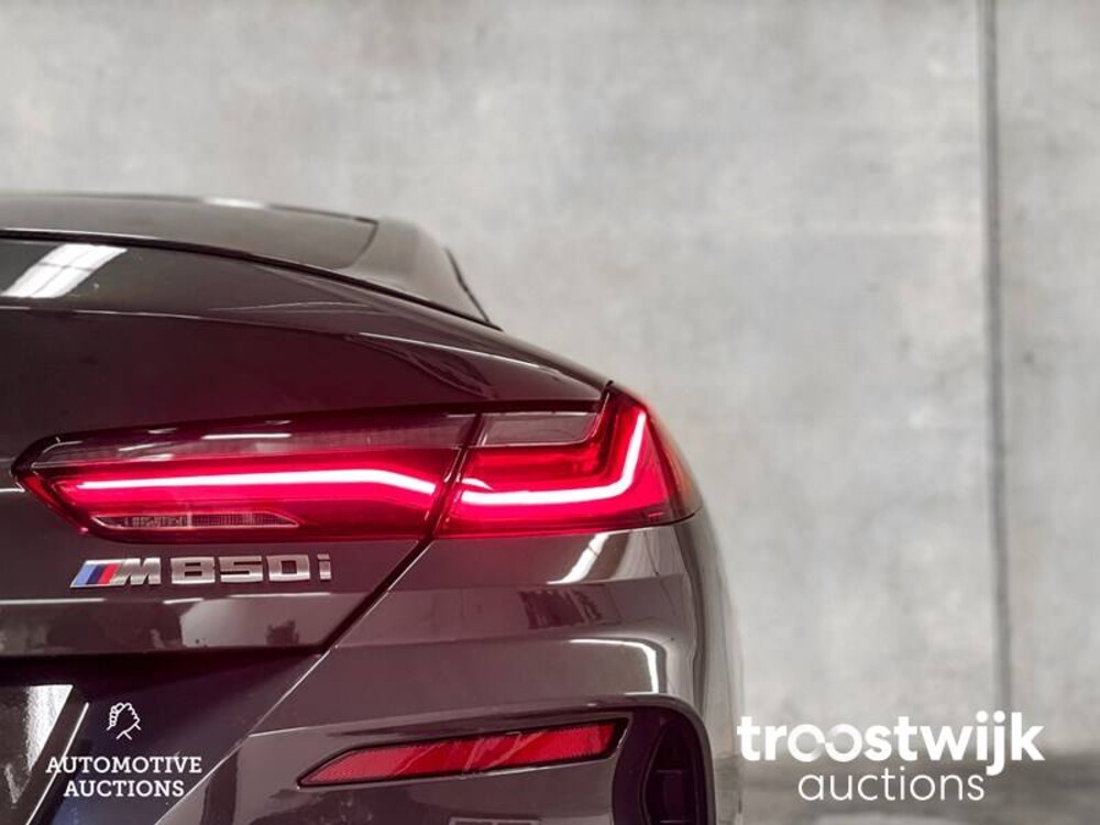 BMW M850i xDrive 4.4 V8 High Executive CARBON 530pk 2019 -Orig. NL- 8-serie, XG-859-N