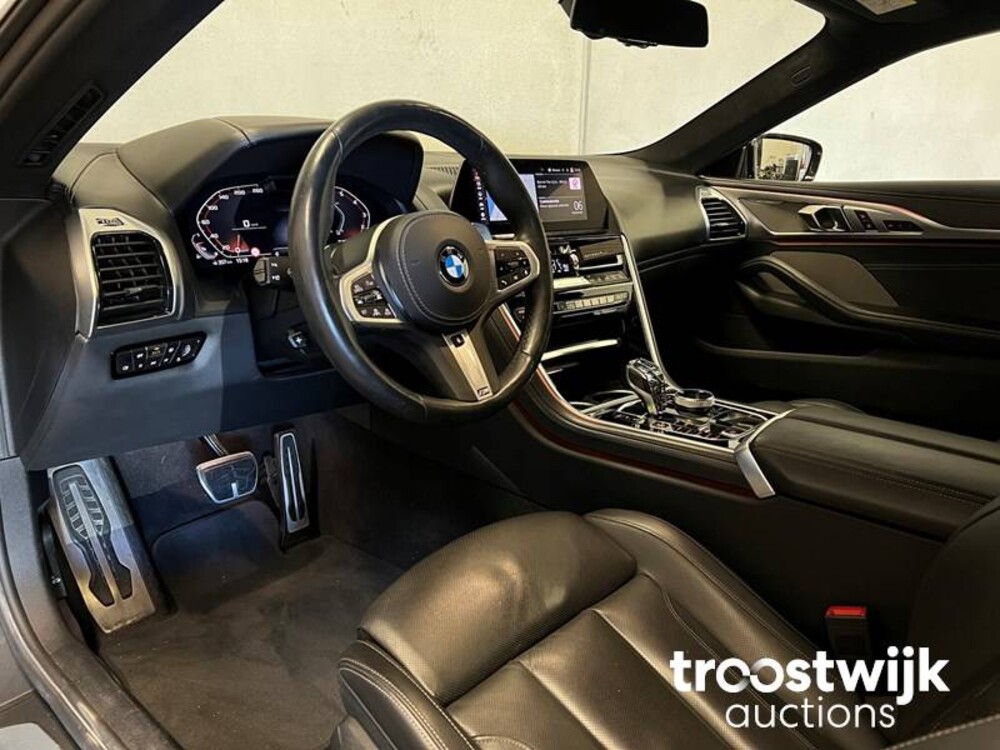 BMW M850i xDrive 4.4 V8 High Executive CARBON 530pk 2019 -Orig. NL- 8-serie, XG-859-N