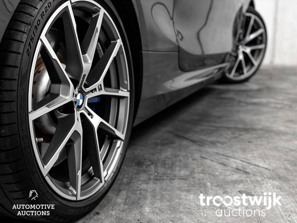 BMW M850i xDrive 4.4 V8 High Executive CARBON 530pk 2019 -Orig. NL- 8-serie, XG-859-N