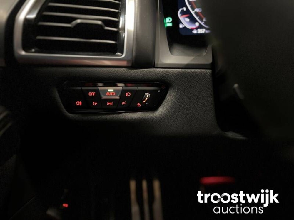 BMW M850i xDrive 4.4 V8 High Executive CARBON 530pk 2019 -Orig. NL- 8-serie, XG-859-N