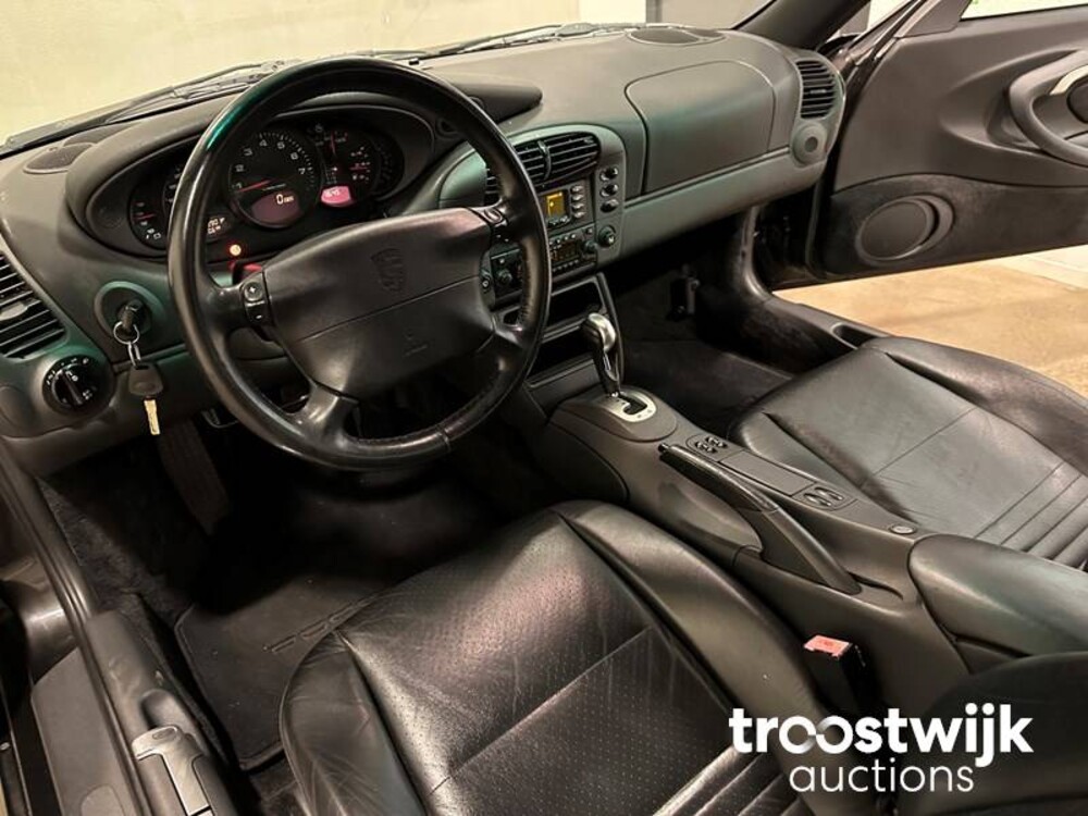 Porsche 911 Carrera Coupe 3.4 300pk 1999, R-223-PB