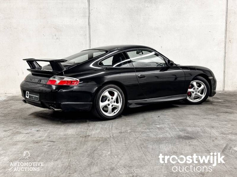 Porsche 911 Carrera Coupe 3.4 300pk 1999, R-223-PB