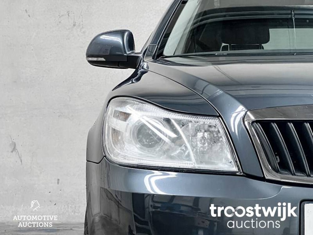 Skoda Octavia Combi 1.8 TSI Elegance 160pk 2012, 64-SXX-5