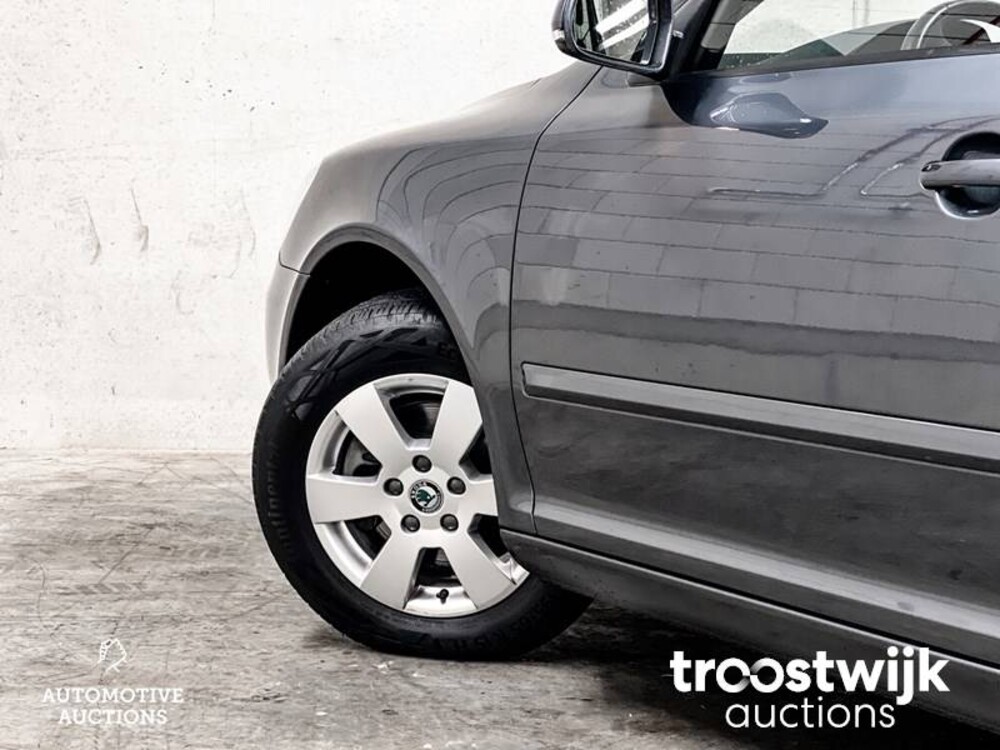 Skoda Octavia Combi 1.8 TSI Elegance 160pk 2012, 64-SXX-5