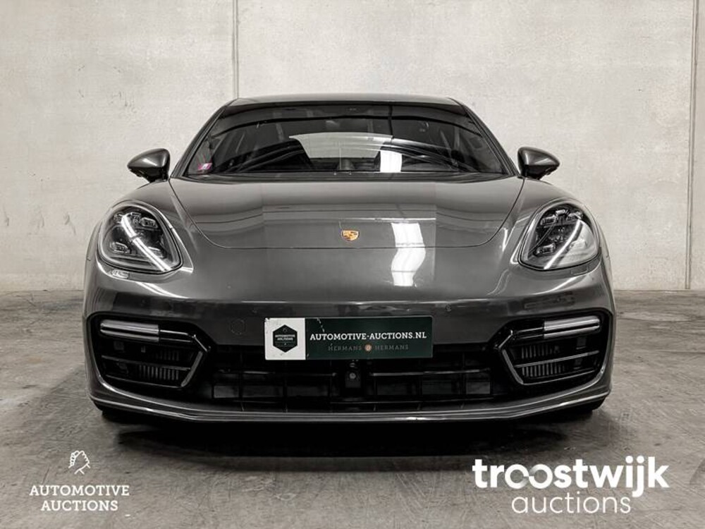 Porsche Panamera Turbo 4.0 V8 Auto
