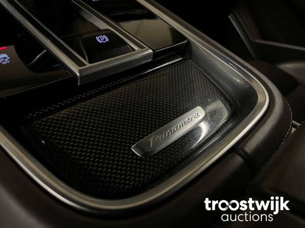 Porsche Panamera Turbo 4.0 V8 Auto