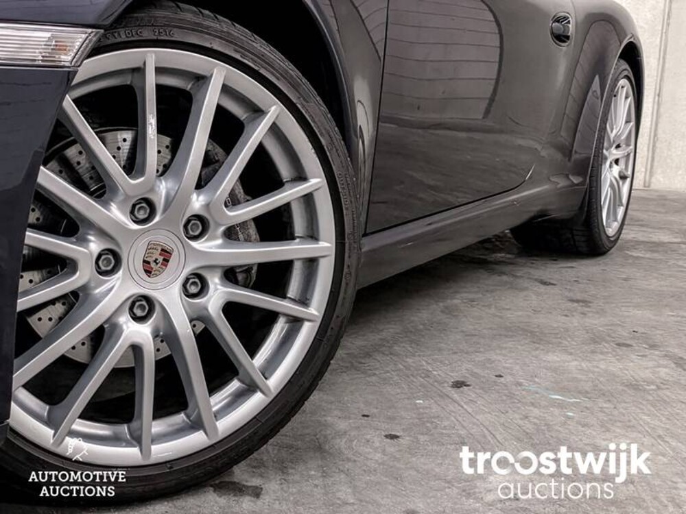 Porsche 911 Carrera 3.6 325pk 2005, 36-XV-SL