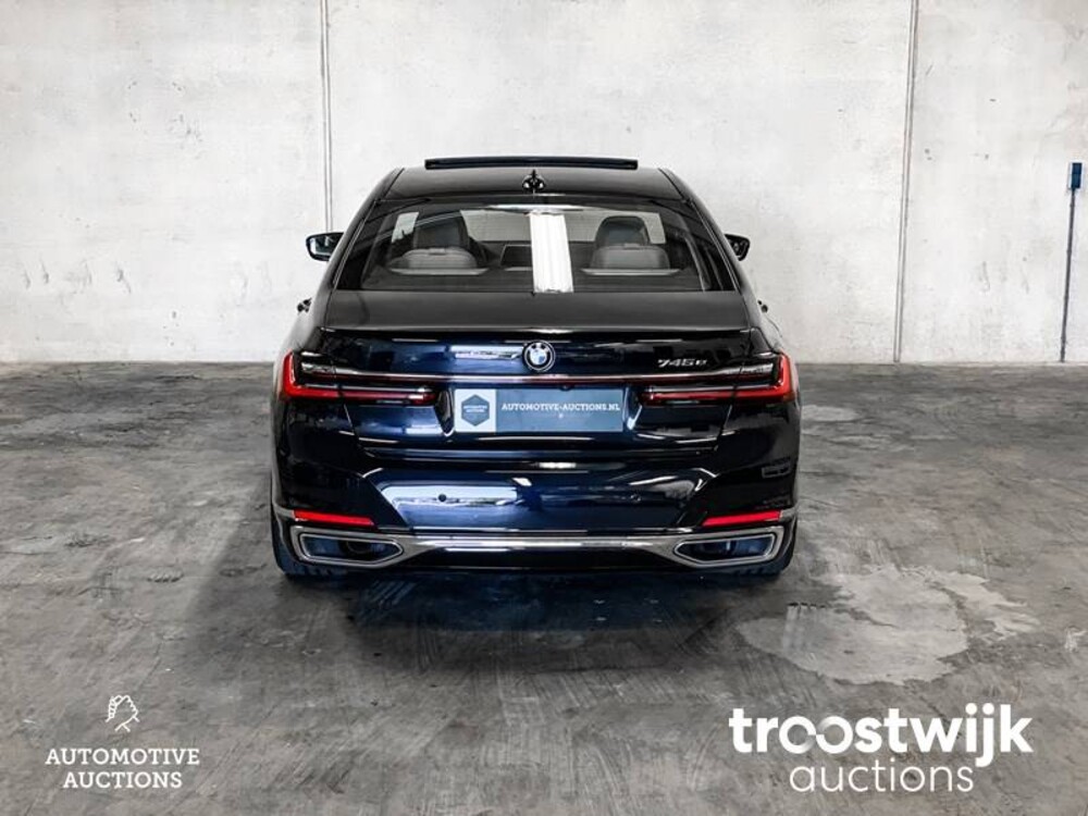 BMW 745e G11 M-sport parts Plug-In Hybride ORG-NL 394pk 2019 -Orig. NL- 7-Serie, ZR-171-V