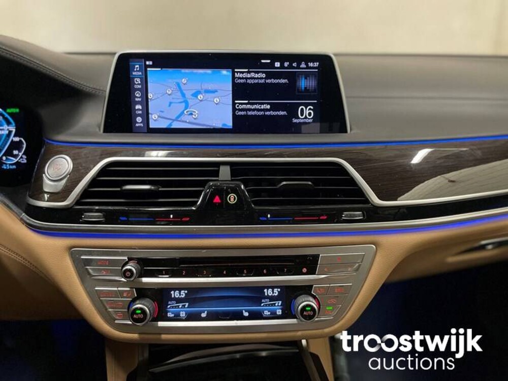 BMW 745e G11 M-sport parts Plug-In Hybride ORG-NL 394pk 2019 -Orig. NL- 7-Serie, ZR-171-V