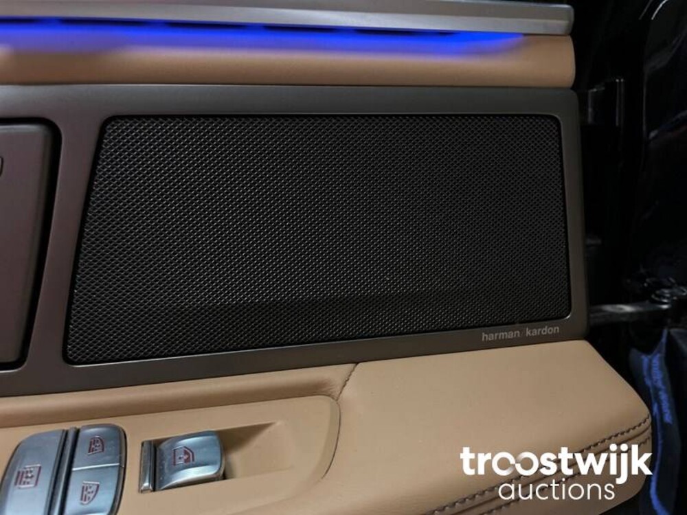 BMW 745e G11 M-sport parts Plug-In Hybride ORG-NL 394pk 2019 -Orig. NL- 7-Serie, ZR-171-V