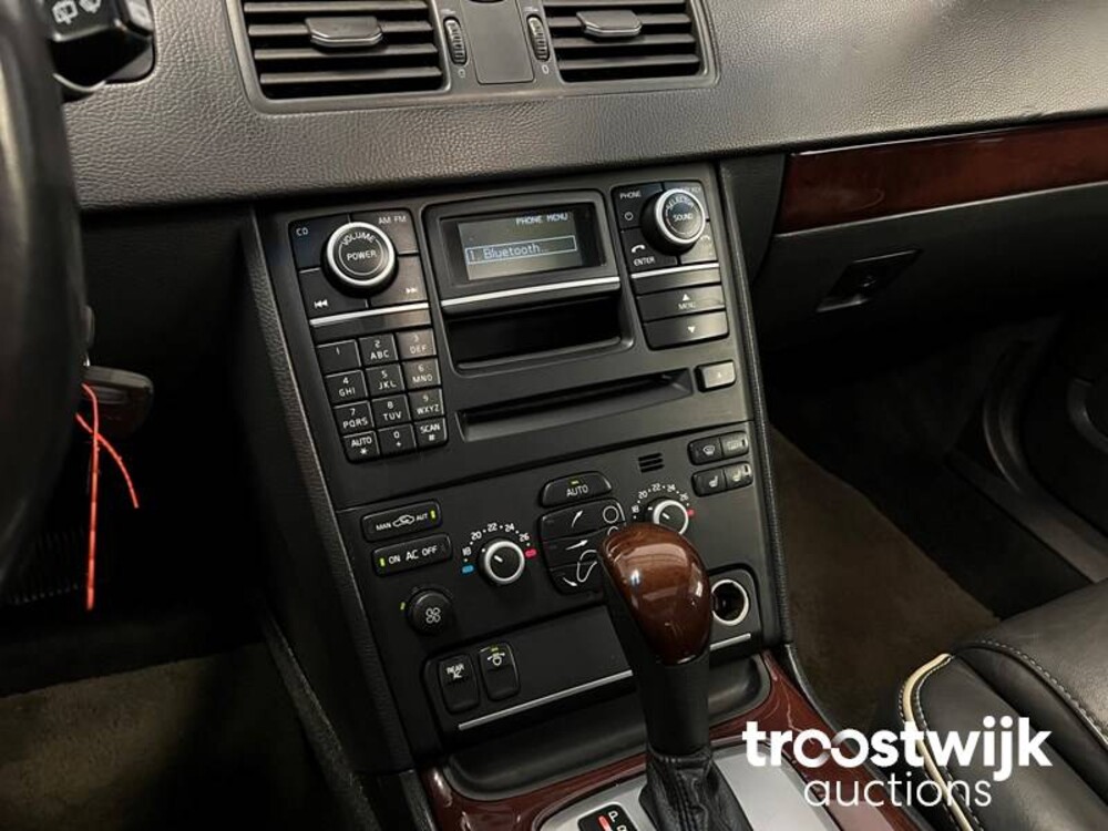 Volvo XC90 3.2 AWD Executive 7-Persoons 243pk 2013, KP-651-B