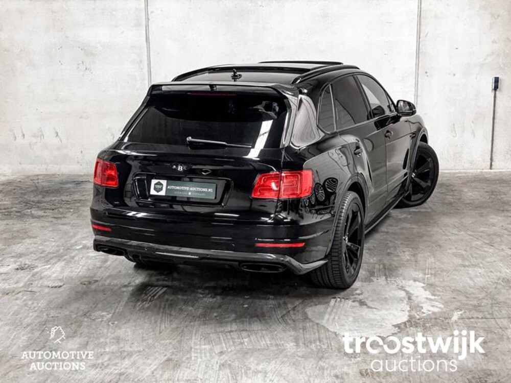 Bentley Bentayga 6.0 W12 608pk 2017, G-677-VR