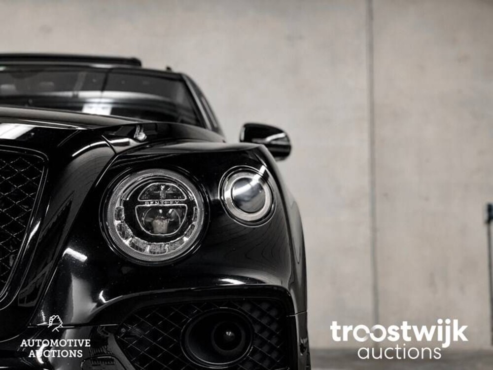 Bentley Bentayga 6.0 W12 608pk 2017, G-677-VR