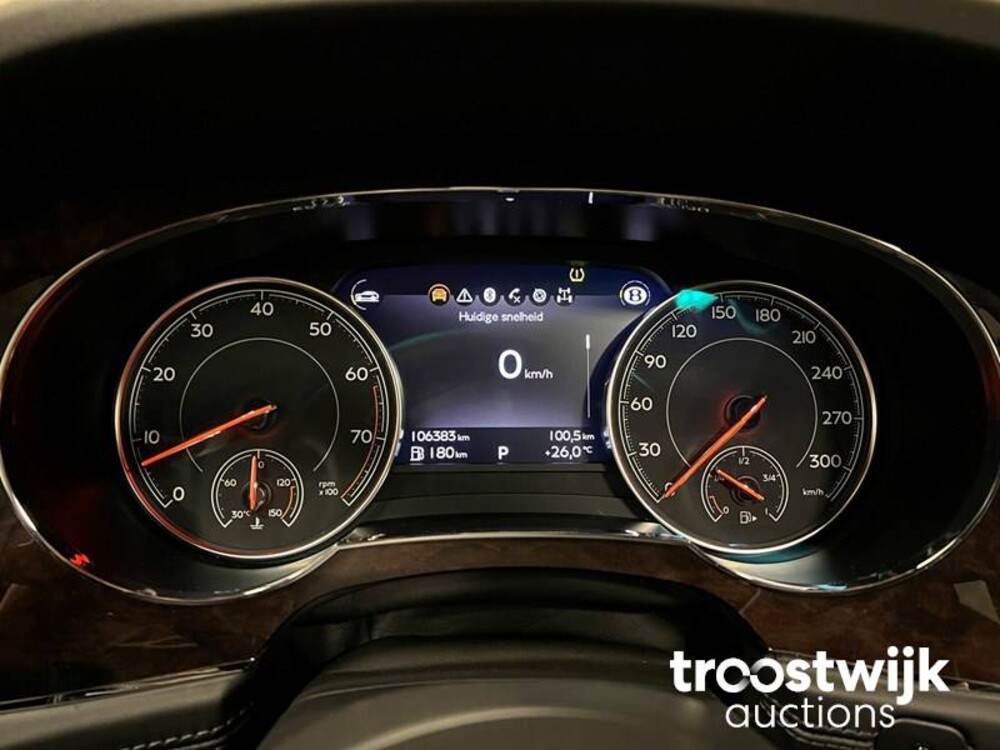 Bentley Bentayga 6.0 W12 608pk 2017, G-677-VR