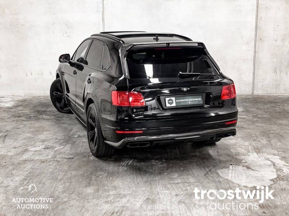 Bentley Bentayga 6.0 W12 608pk 2017, G-677-VR