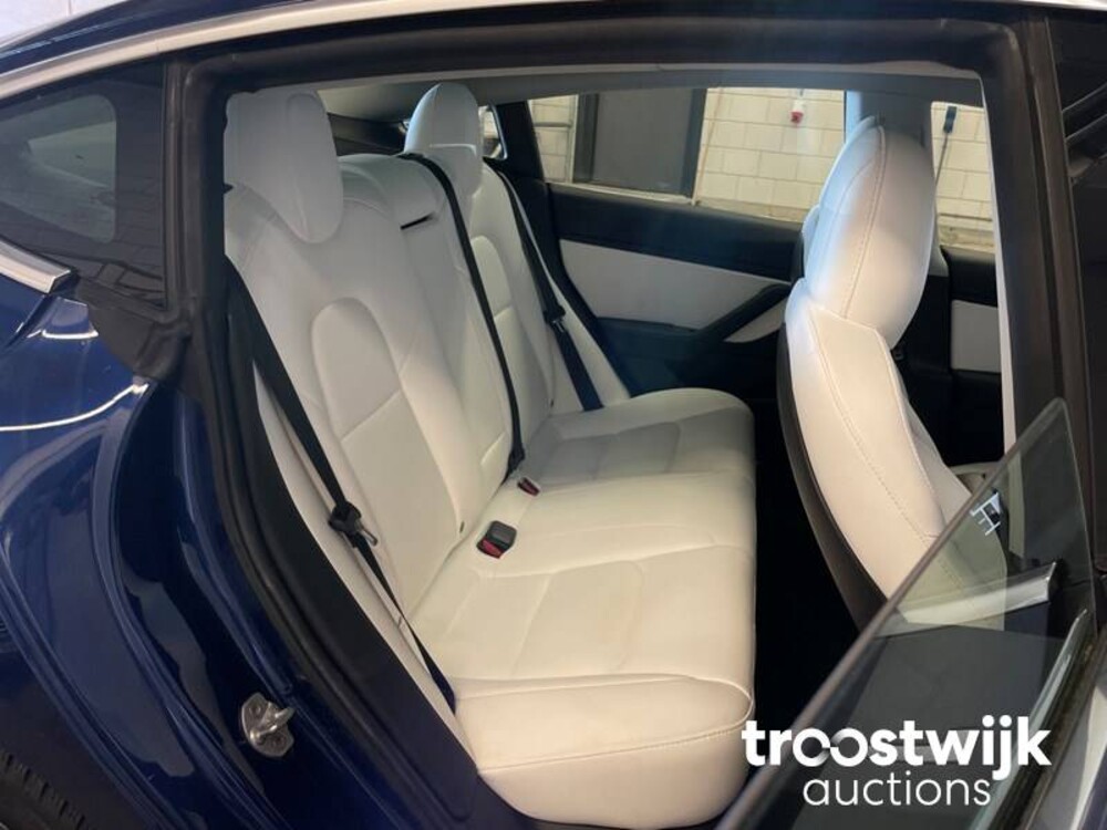 Tesla Model 3 LONG RANGE Dual Motor AWD 351pk 2019 -Orig. NL-, ZL-048-B
