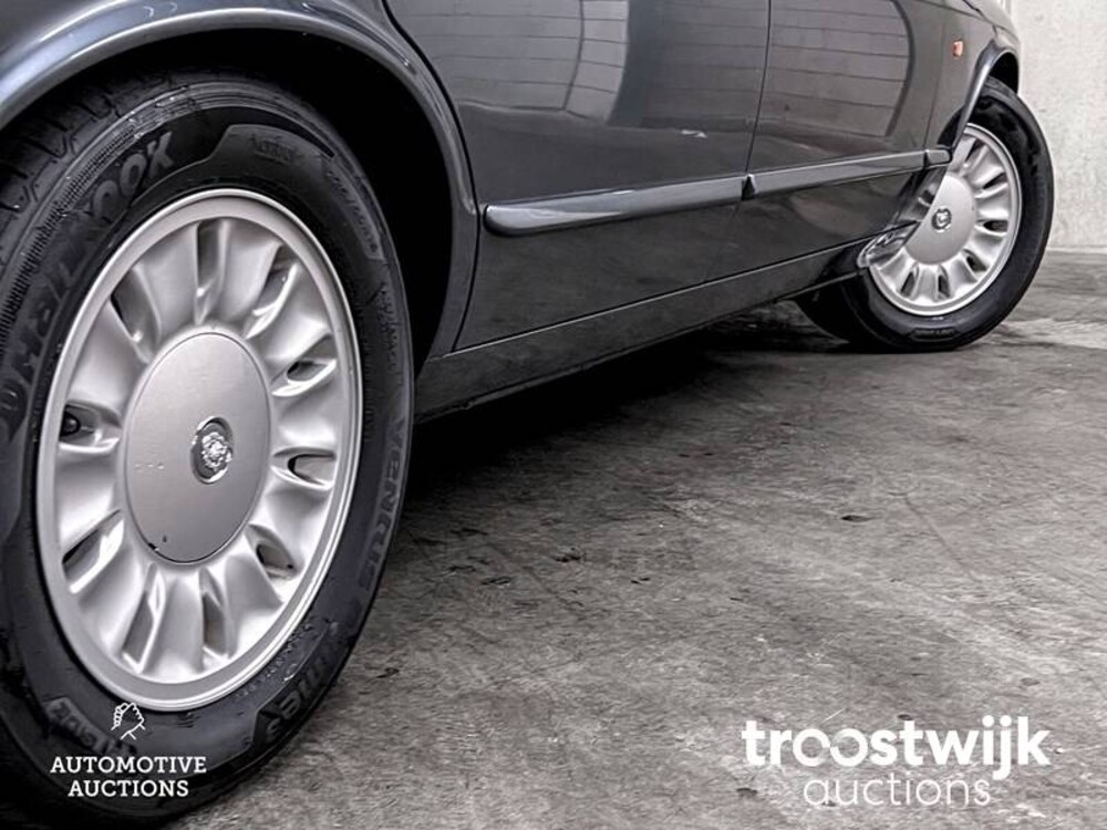 Jaguar Sovereign 4.0 241pk 1996, KF-887-F