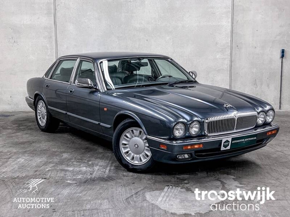 Jaguar Sovereign 4.0 241pk 1996, KF-887-F