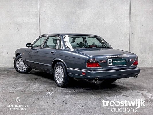 Jaguar Sovereign 4.0 241pk 1996, KF-887-F