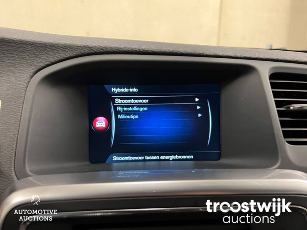 Volvo V60 2.4 D5 Twin Engine Plug-in Hybrid Special Edition 190pk 2016, -Orig. NL-, KZ-683-B