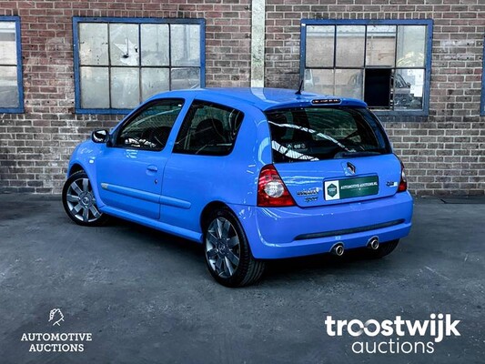 Renault Clio RS 182 / Renault Sport 182 2.0 16v 182pk 2005 -Youngtimer-