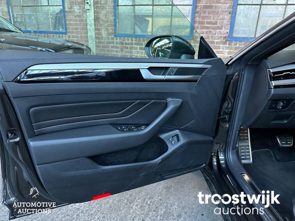 Volkswagen Arteon 1.4 TSI eHybrid R-Line Business+ 211pk 2022, S-584-XV