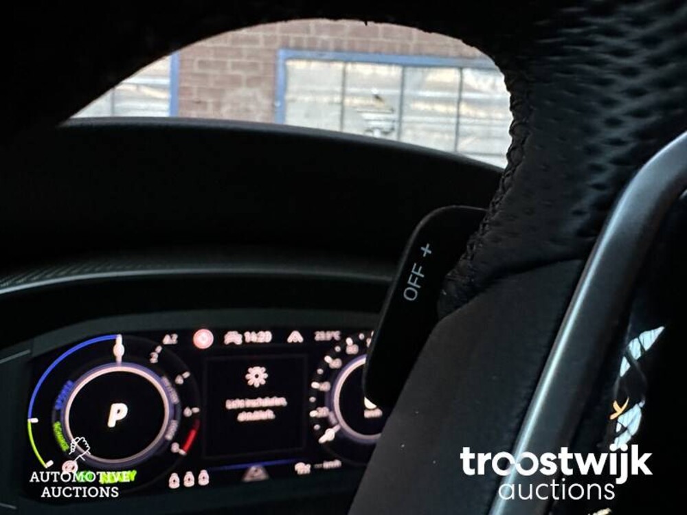 Volkswagen Arteon 1.4 TSI eHybrid R-Line Business+ 211pk 2022, S-584-XV