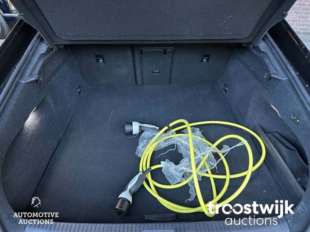 Volkswagen Arteon 1.4 TSI eHybrid R-Line Business+ 211pk 2022, S-584-XV