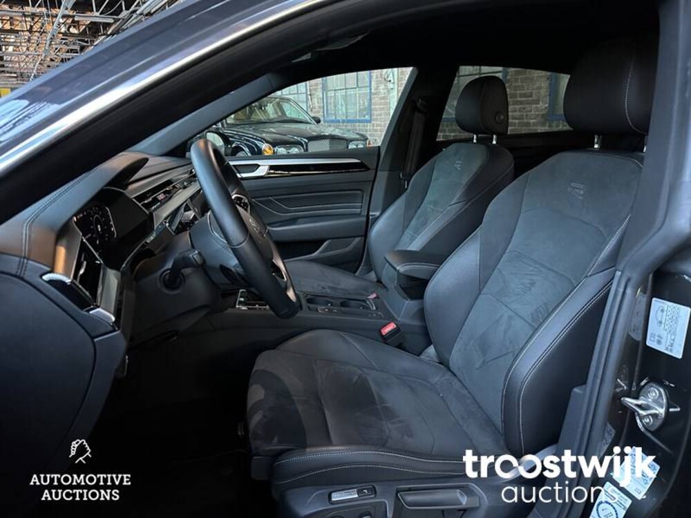 Volkswagen Arteon 1.4 TSI eHybrid R-Line Business+ 211pk 2022, S-584-XV