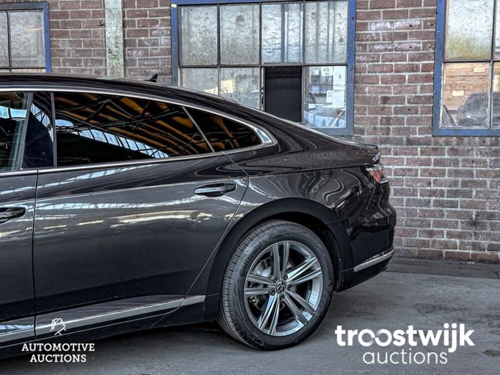 Volkswagen Arteon 1.4 TSI eHybrid R-Line Business+ 211pk 2022, S-584-XV