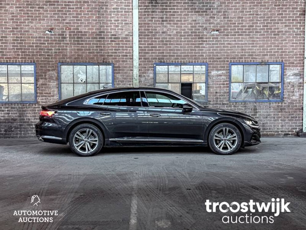Volkswagen Arteon 1.4 TSI eHybrid R-Line Business+ 211pk 2022, S-584-XV