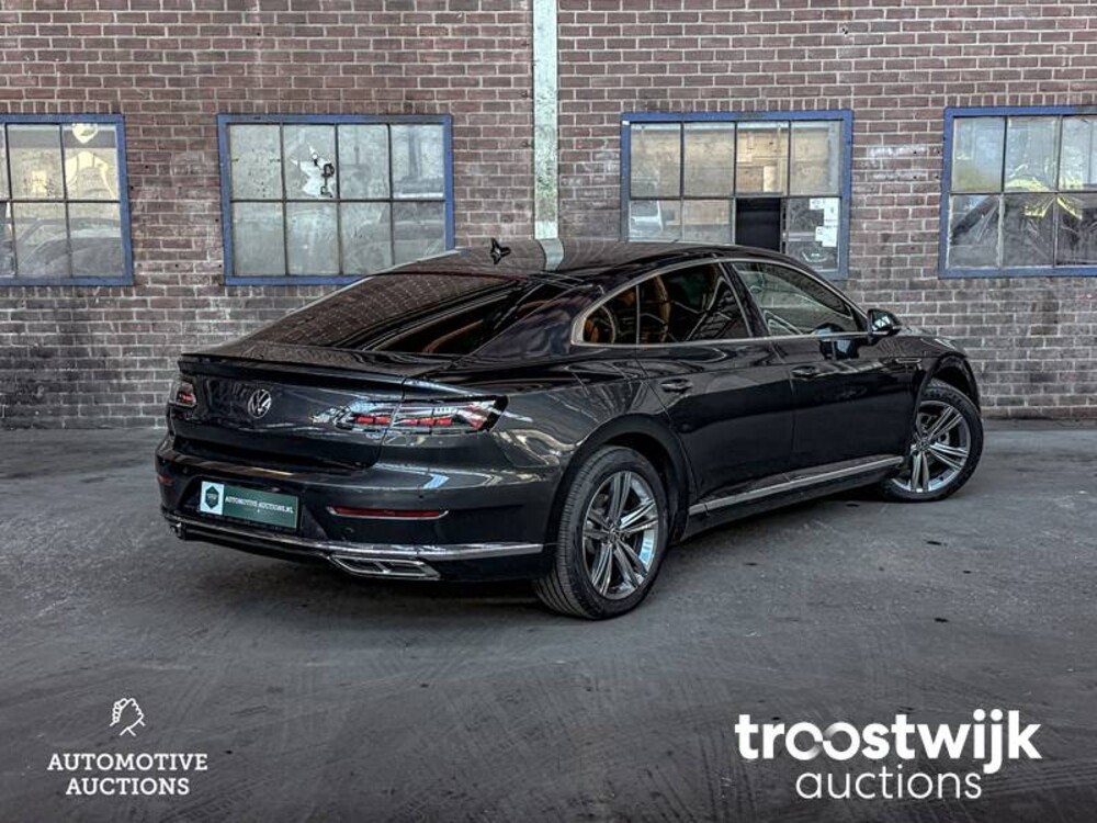 Volkswagen Arteon 1.4 TSI eHybrid R-Line Business+ 211pk 2022, S-584-XV
