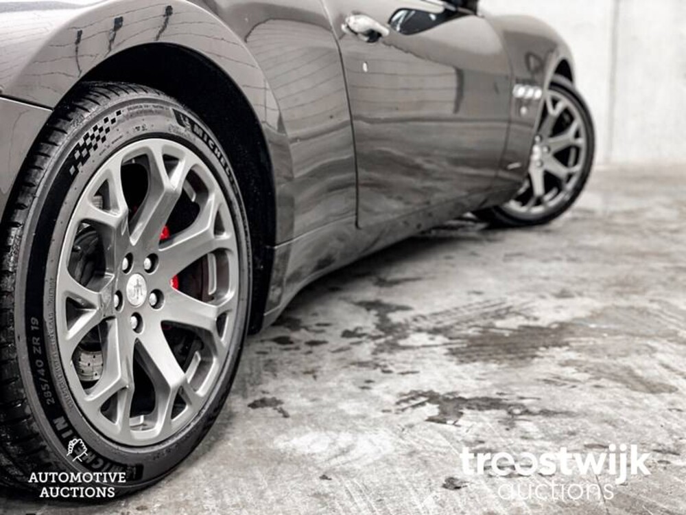 Maserati Granturismo 4.2 405pk 2013
