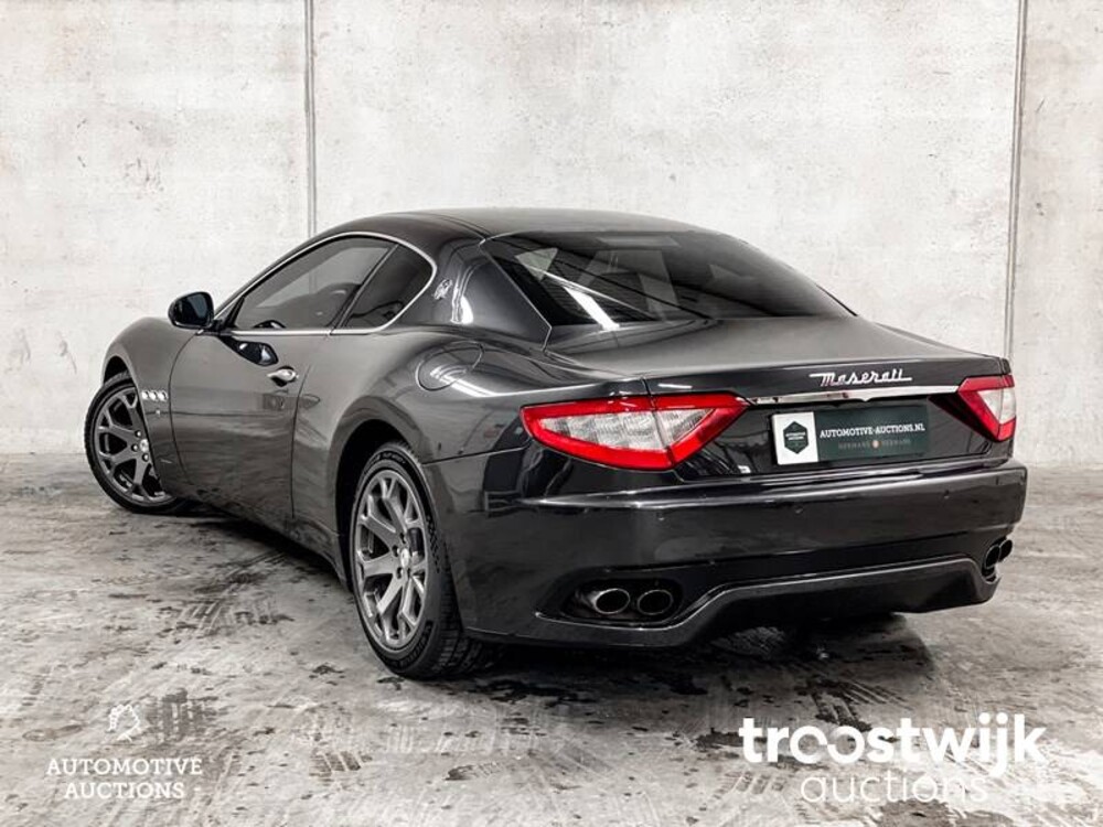 Maserati Granturismo 4.2 405pk 2013