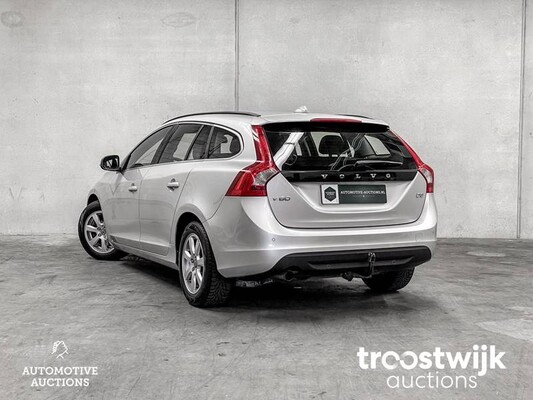 Volvo V60 2.0 D3 5-Cilinder Momentum 163pk 2011, 10-XRX-7