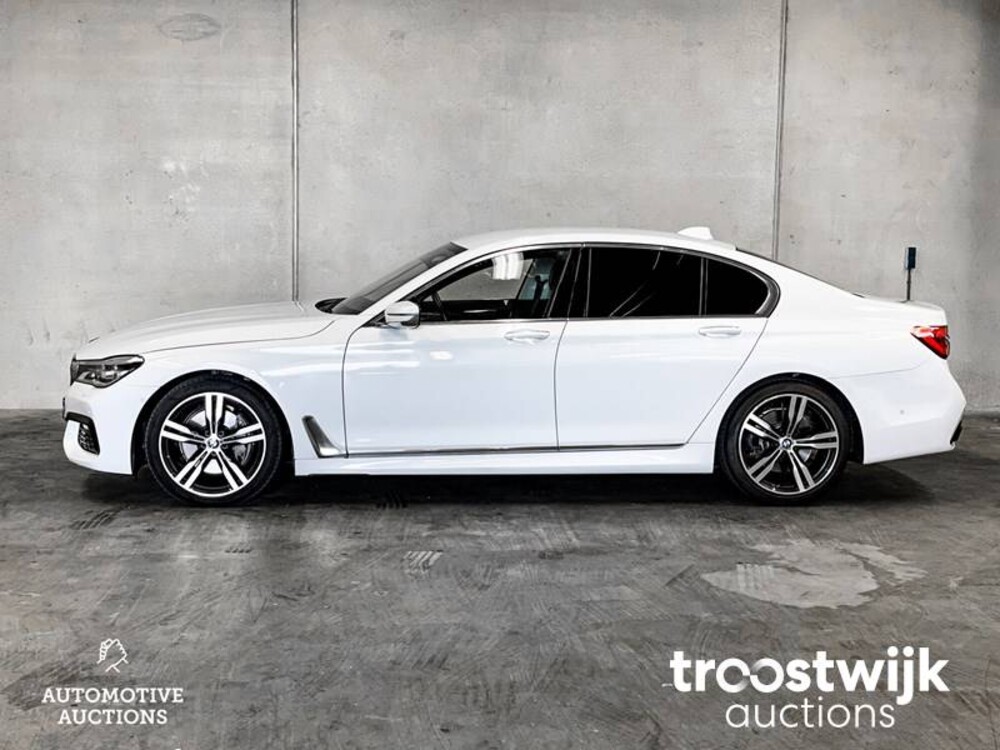BMW 740i High Executive 326pk 2018 7-Serie, P-673-DS